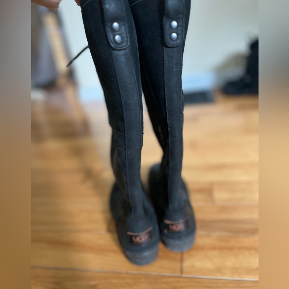 Ugg Elsa Winter Boot - Picture 5 of 5